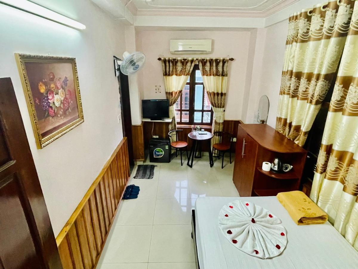 Nam Phuong Riverside Villa Hue Luaran gambar
