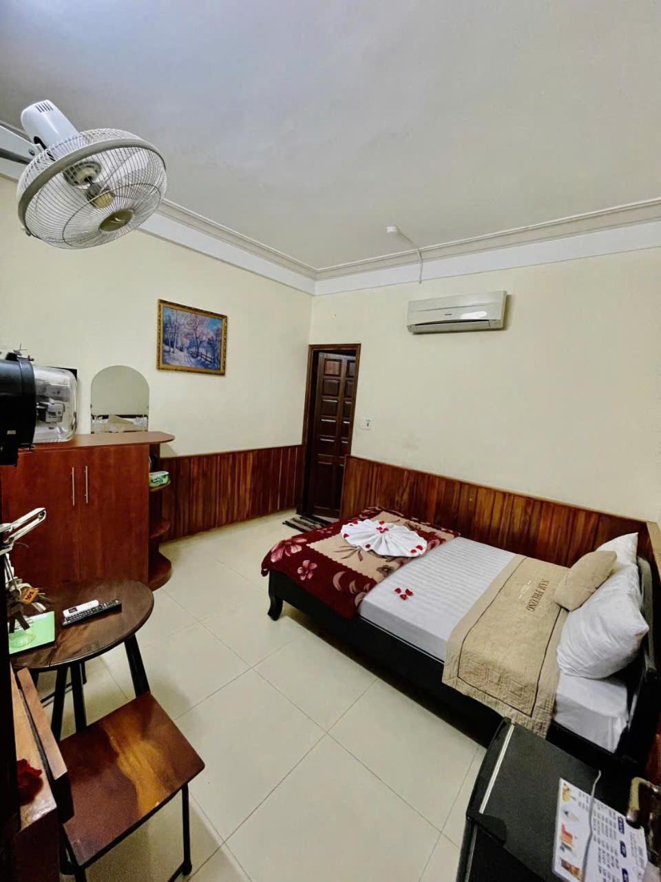 Nam Phuong Riverside Villa Hue Luaran gambar