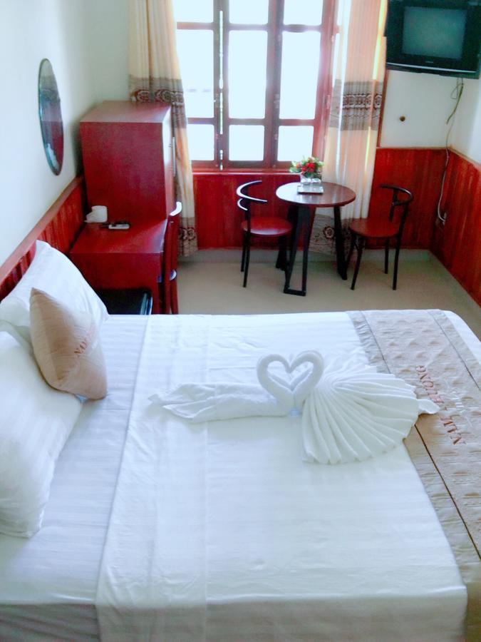 Nam Phuong Riverside Villa Hue Luaran gambar