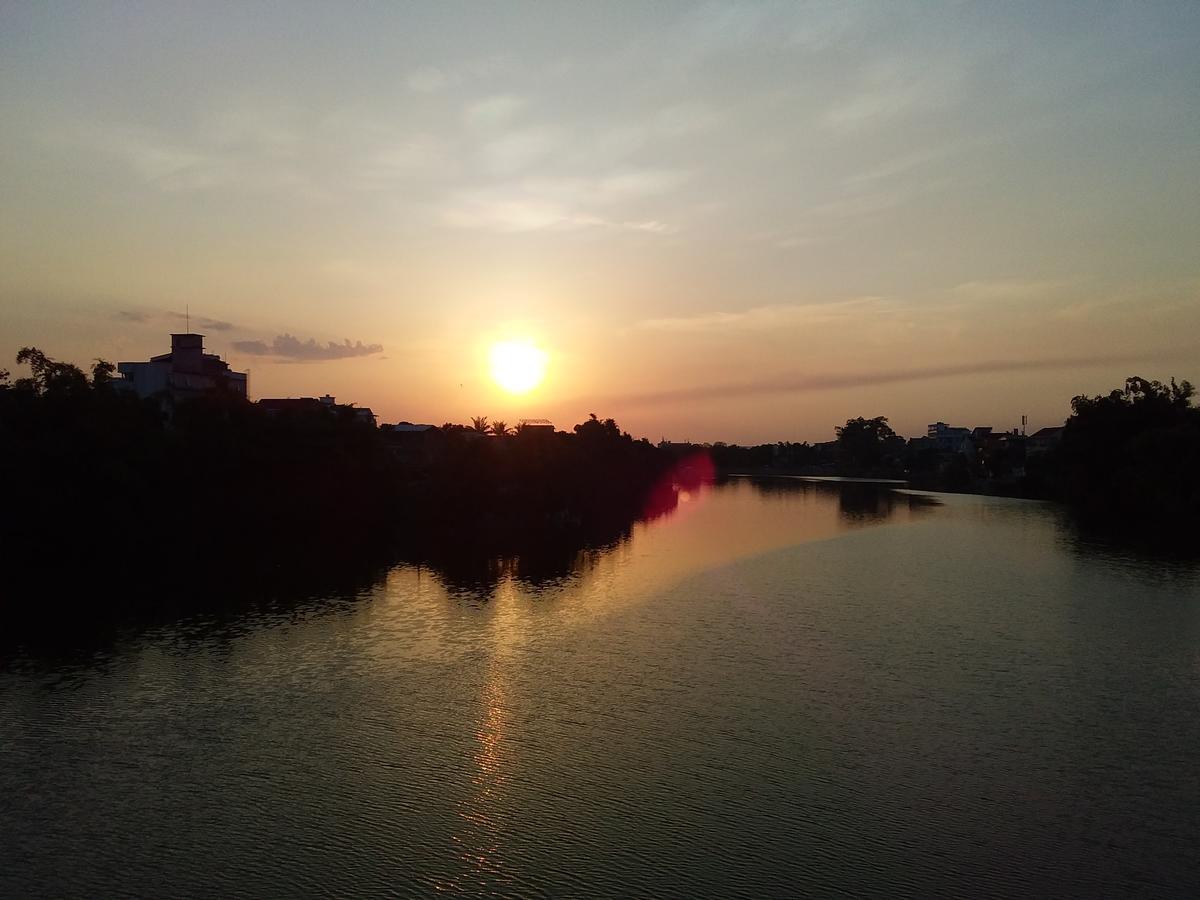 Nam Phuong Riverside Villa Hue Luaran gambar